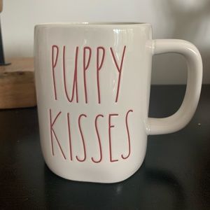 Rae Dunn PUPPY KISSES mug